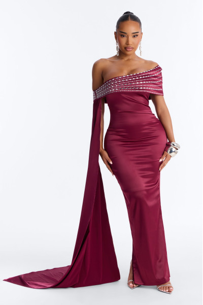 Атласна Сукня Максі 'Dream Moment'